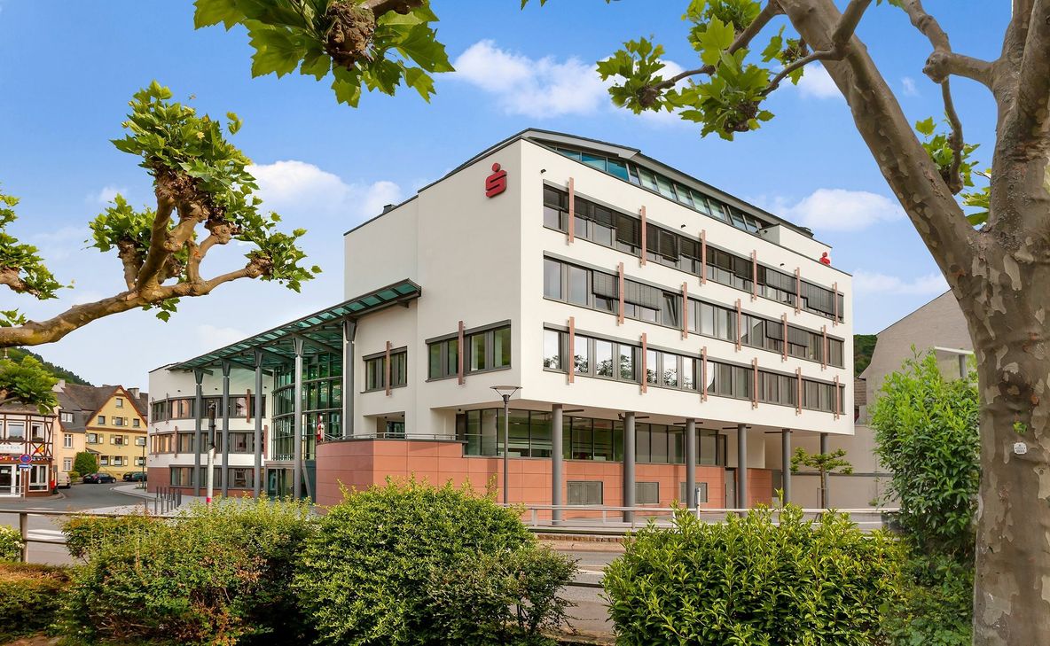 Auch in der Filiale der Sparkasse Mittelmosel in Cochem wird ab Donnerstag, 19. März, der persönliche Service eingestellt.