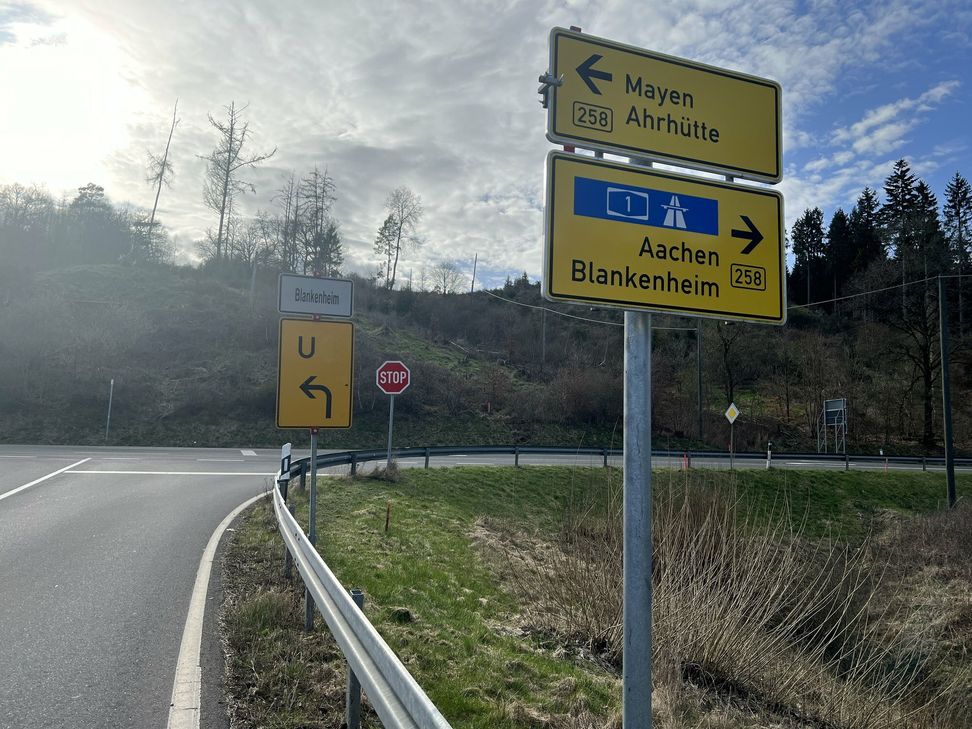 Die Bundesstraße 258 wird zwischen Blankenheim und dem Abzweig Reetz saniert.