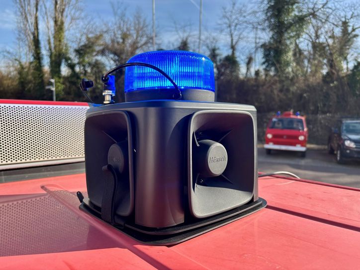 So sehen die neuen mobile Warnanlagen für Feuerwehrfahrzeuge in der VG Konz aus.