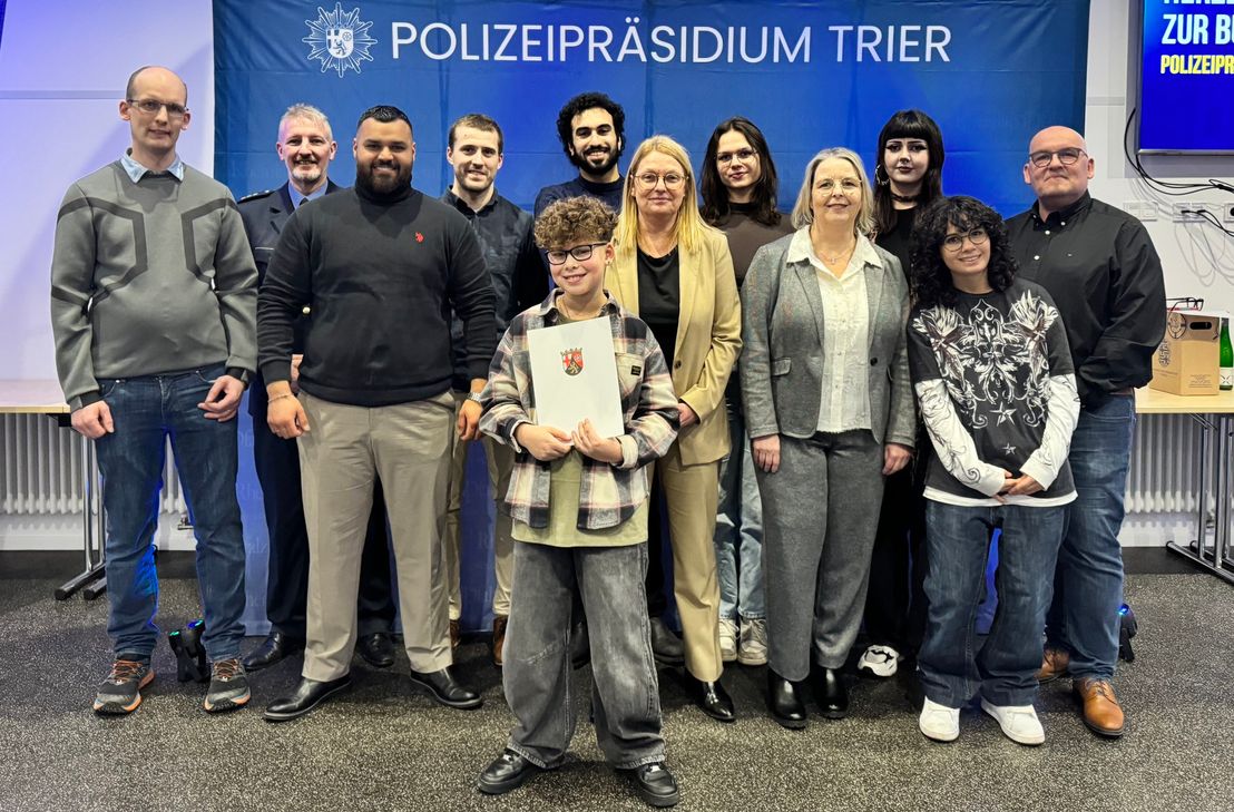 Die ausgezeichneten Helferinnen und Helfer