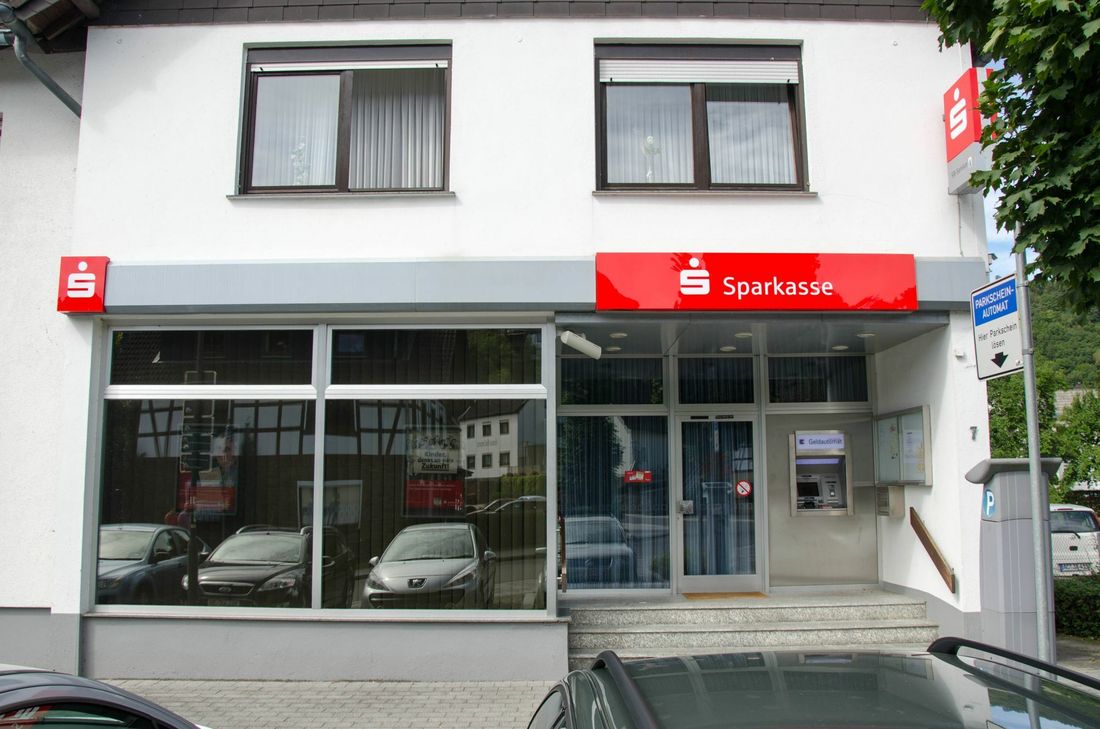 Einruhrs Sparkasse wird ab Mai zum SB-Standort.