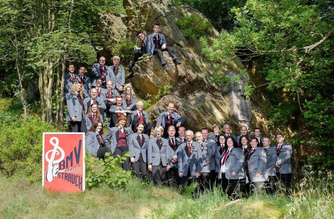 Die BMV Strauch spielt erstmals unter der Leitung von Cedric Hoch zum Frühjahrskonzert auf.