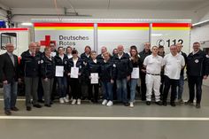 Sie sind richtige Aktivposten in Rheinböllen und Umgebung: Die Ehrung langjähriger und engagierter Rotkreuzler nahm in der Mitgliederversammlung einen breiten Raum ein.