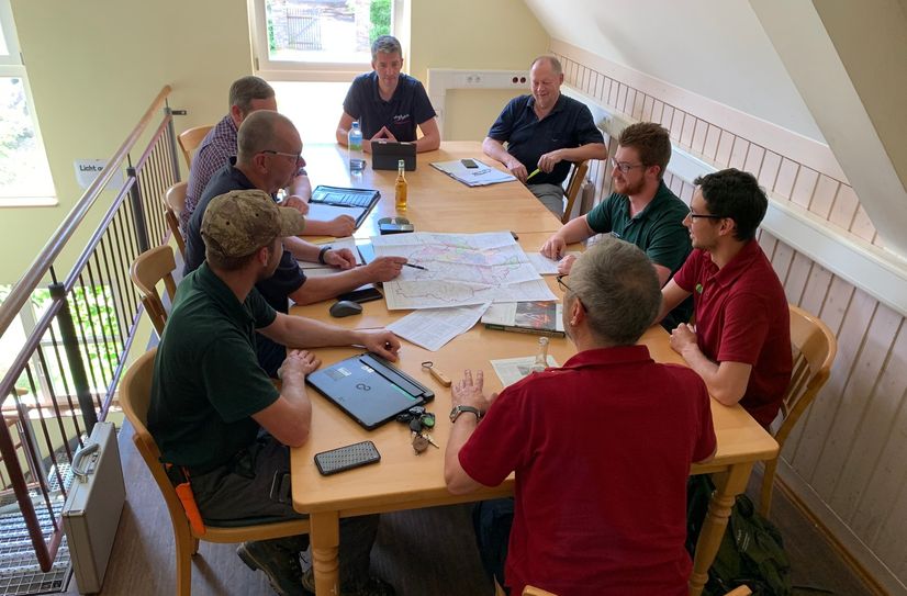 Die gemeinsame Besprechung verlief in einem zwar entspannten, dennoch aber konzentrierten und konstruktiven Rahmen ab. Ein Nachfolgetermin wurde vereinbart.