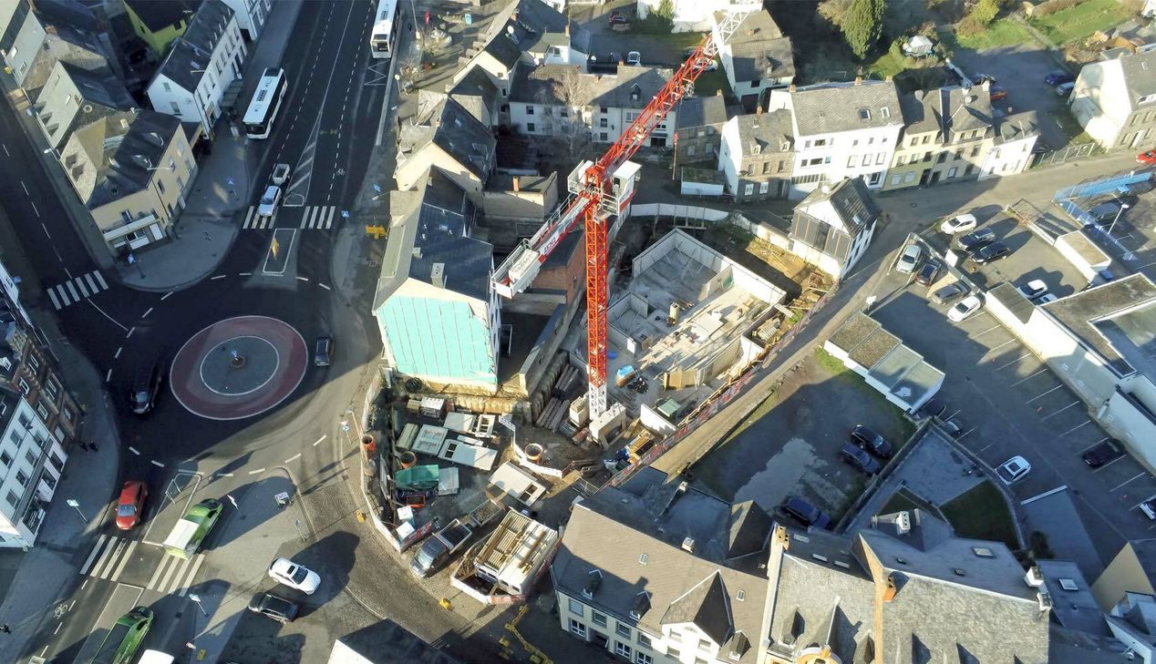 Seit einigen Monaten laufen die Bauarbeiten unweit der Genovevaburg.