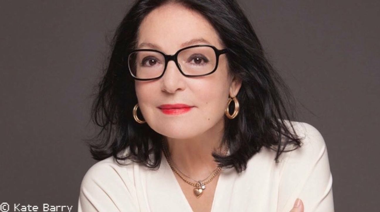 Nana Mouskouri, die nicht nur für ihre »Weißen Rosen aus Athen« weltweite Berühmtheit erlangte, kommt zu Monschau Festival 2018 am 24. August auf die Monschauer Burg. Foto: Kate Barry