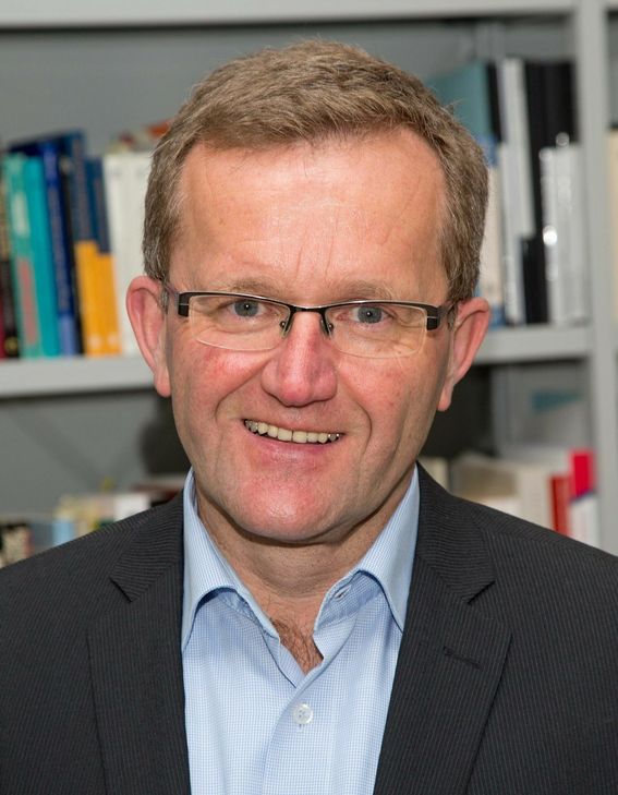 Der Trierer Politikwissenschaftler Prof. Joachim Schild spricht über die Wahl in Italien. Foto: FF