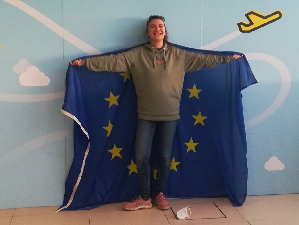 Ágnes Farkas kurz vor ihrem Rückflug nach Ungarn am Flughafen Köln/Bonn.