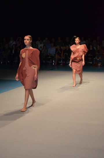 "Focus"- eine Arbeit des zweiten Semesters des Fachbereichs Modedesign an der Hochschule Trier