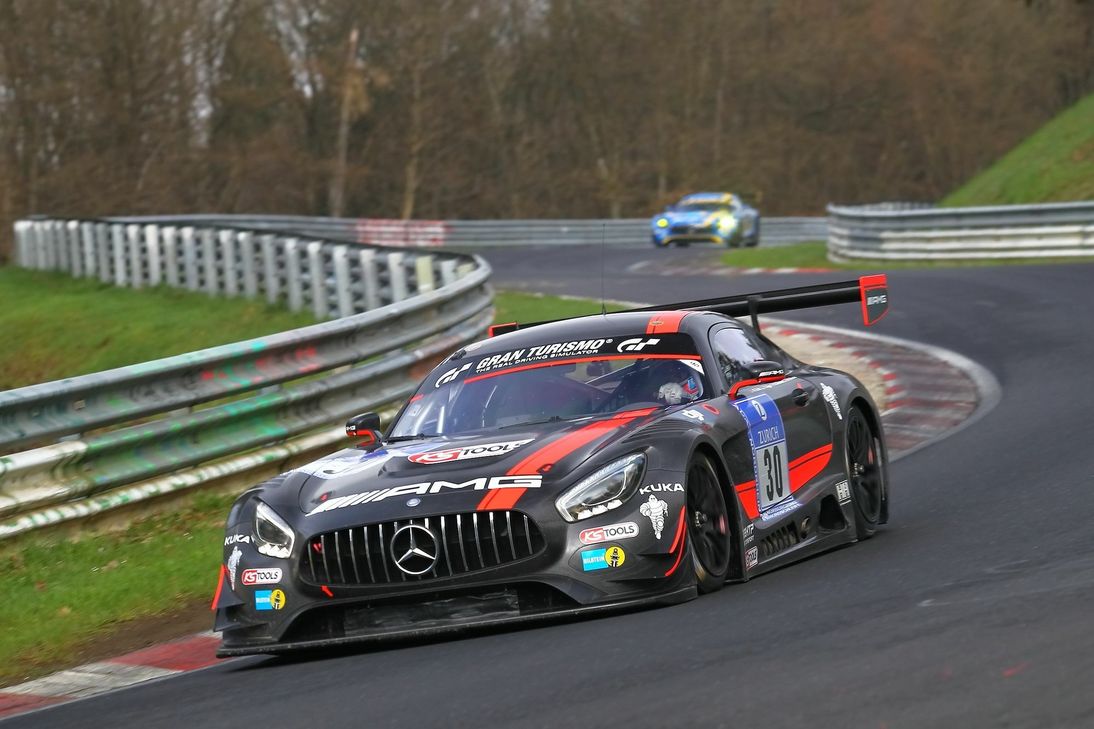 Für das siegreiche HTP Team gingen Maximilian Buhk, Christian Vietoris, Thomas Jäger und Dominik Baumann an den Start. Foto: Hardy Elis - www.RACEPIX.eu