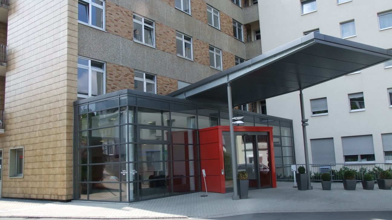 Eingangsbereich Krankenhaus Hermeskeil.