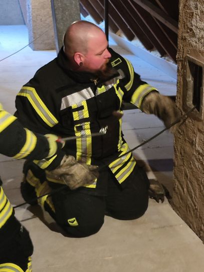 Hier die Reinigung des Schornstein von Innen nach oben