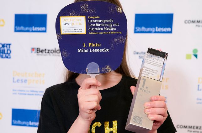 1. Platz für Mia aus Trier für "Mias Leseecke – Der Podcast über Kinderbücher"