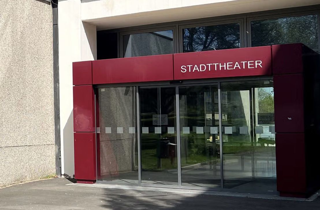 Das Stadttheater Euskirchen steht leider für die komplette Spielzeit 2026/2027 nicht zur Verfügung.