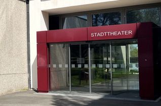 Das Stadttheater Euskirchen steht leider für die komplette Spielzeit 2026/2027 nicht zur Verfügung.