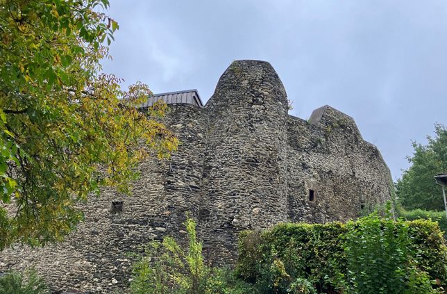 Burgruine Hunolstein bei Morbach.