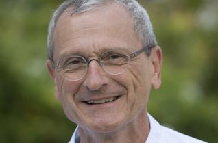 Prof. Dr. Michael Gawenda referiert zu Gefäßerkrankungen im Druckereimuseum Weiss.