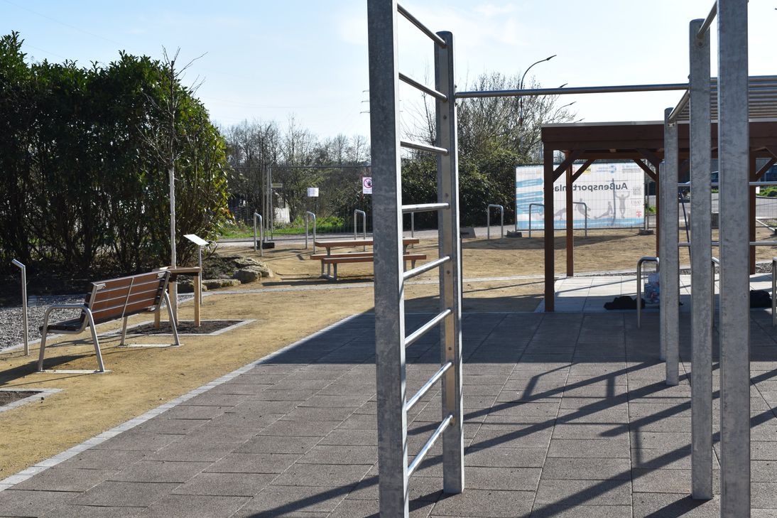 Der Sportparcours soll Groß als auch Klein ansprechen.