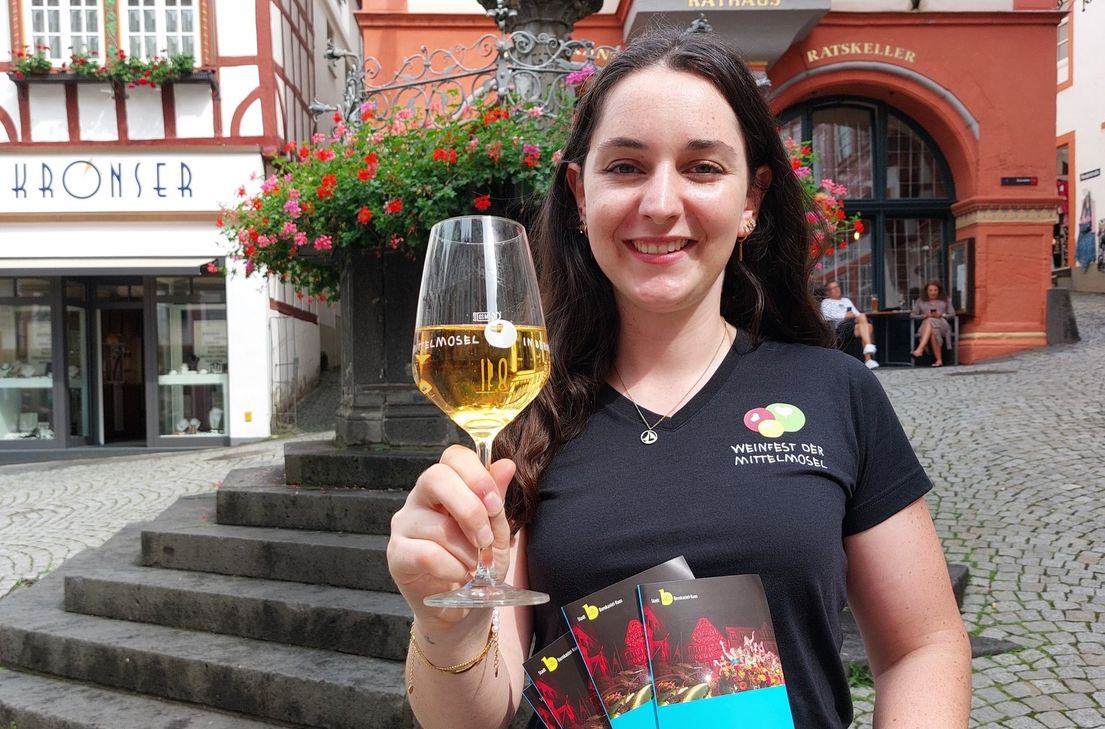 Weinfest-Organisatorin Karolin Kappes.