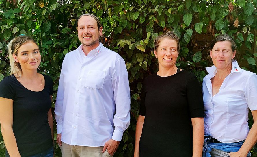 Sie organisieren das erste Demokratiefest im Kreis Euskirchen: (v.l.) Johanna Strömer (Caritas Euskirchen / Integrationsagentur), Thomas Weber (DRK / Integrationsagentur), Lena von Seggern (Caritas Eifel / Servicestelle Antidiskriminierungsarbeit) und Sabine Heines (DRK / Mehrgenerationenhaus).