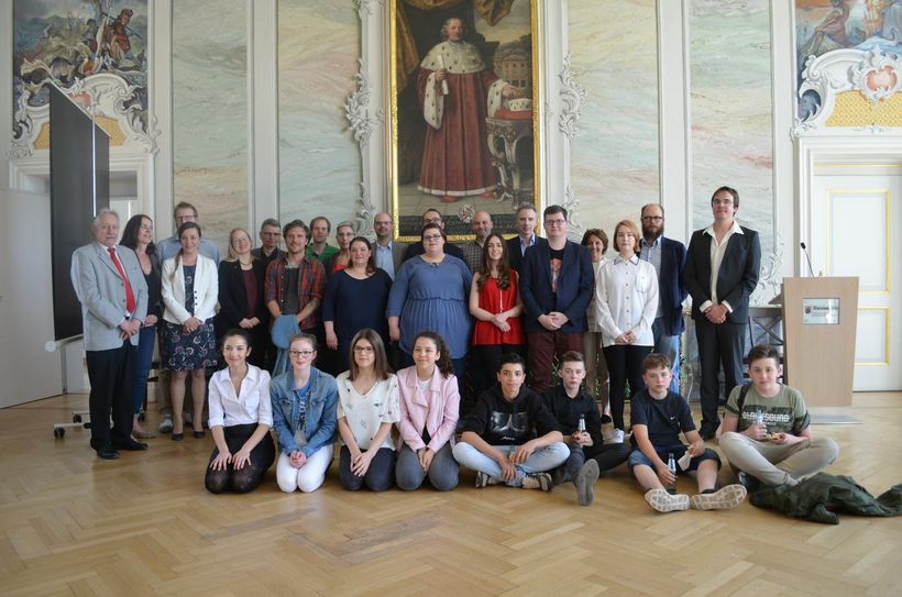 Gemeinsam haben Schüler, Lehrer und Studenten die App entwickelt. Foto: Urban