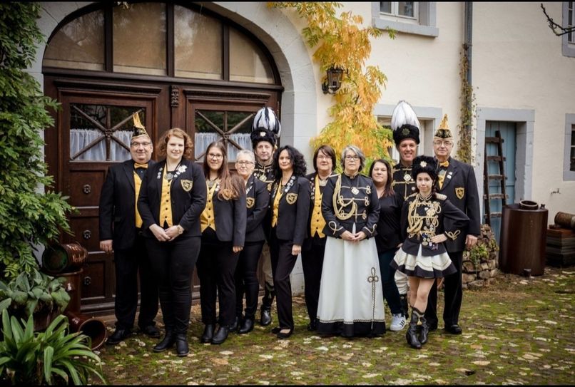 Der Vorstand der Schweicher Stadthusaren freut sich auf die Session. Foto: Verein