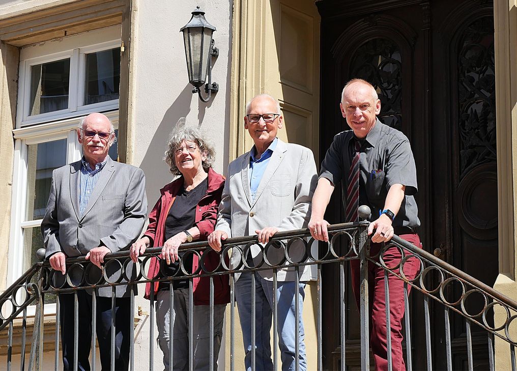 Am Mittwoch, 26. Juni, um 18 Uhr, stellen Gabriele Purper und Dieter Jerusalem, in Zusammenarbeit mit der Kreissparkasse Birkenfeld, das Buch im Idarer Brauhaus am Schleiferplatz erstmalig vor.