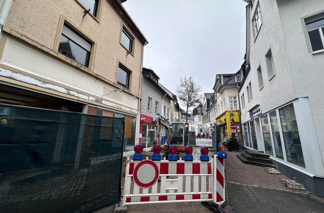 Die Abrissarbeiten sind gestartet.