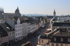 Der Stadtrat hat den Haushalt für kommendes Jahr beschlossen. Dabei geht es um ein Volumen von knapp 613 Millionen Euro.