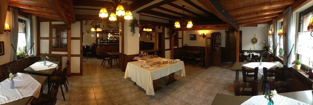 Sonntags gibt es im Speisesaal des Brunnenhof einen Frühstücksbrunch.