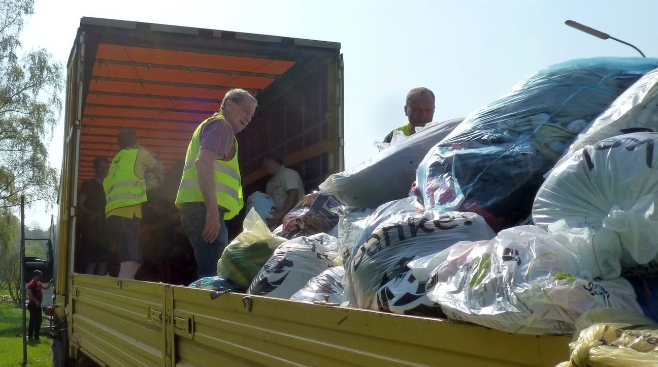 1 176 Tonnen Kleidung wurden im vergangenen Jahr im Bistum Trier gesammelt - werden es diesmal noch mehr?