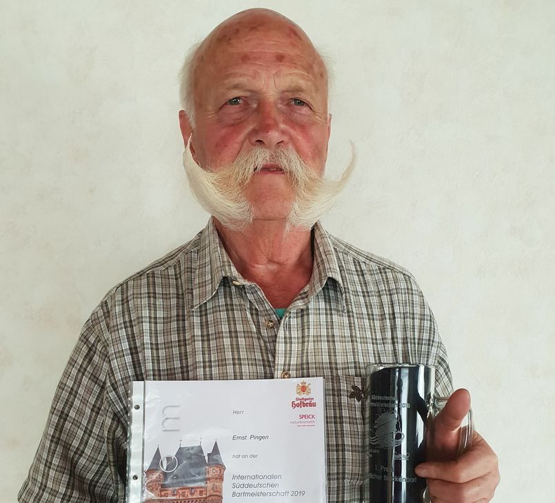 Ernst Pingen ist Internationaler Süddeutscher Meister in der Kategorie »Kaiserlicher Backenbart«. Foto: Marion Eichinger