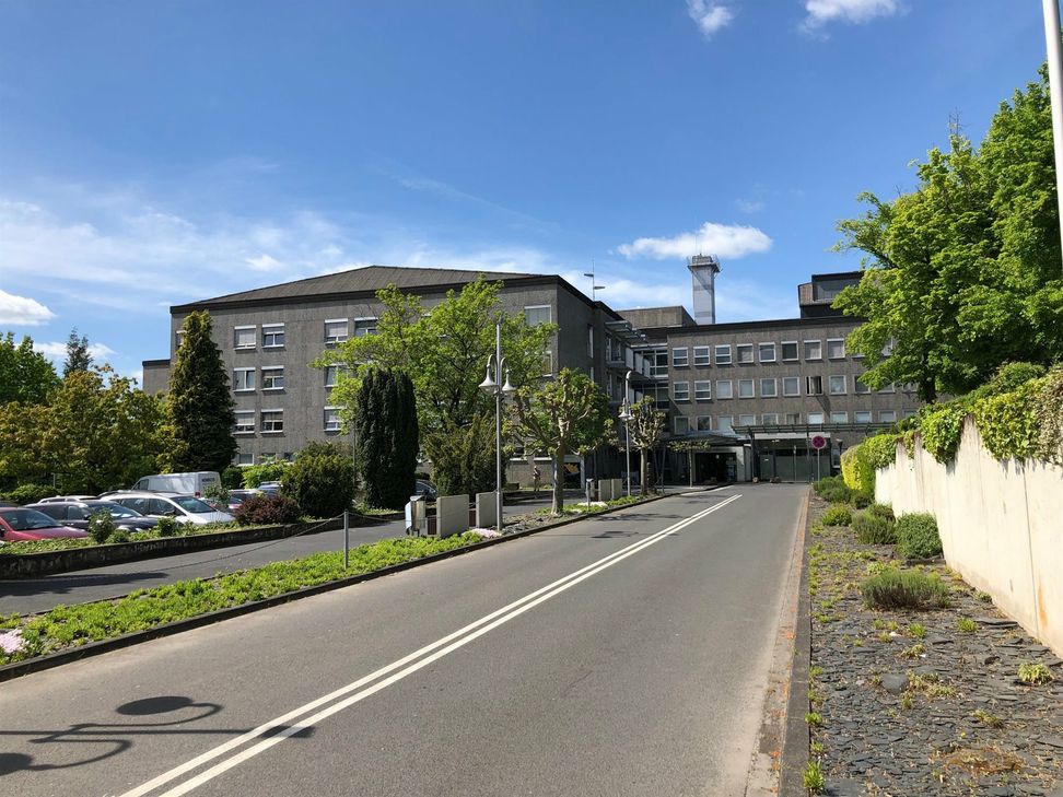 Auch im Mayener St. Elisabeth Krankenhaus sind wieder Patientenbesuche möglich.