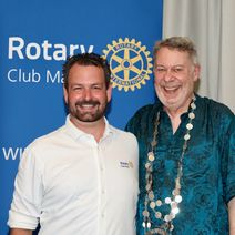 Dieter Klein (rechts) übernimmt das Präsidentenamt von Christian May.