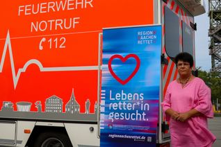 Ersthelfer gesucht: Claudia Moll MdB wirbt für die Teilnahme an der App »Region Aachen rettet«.