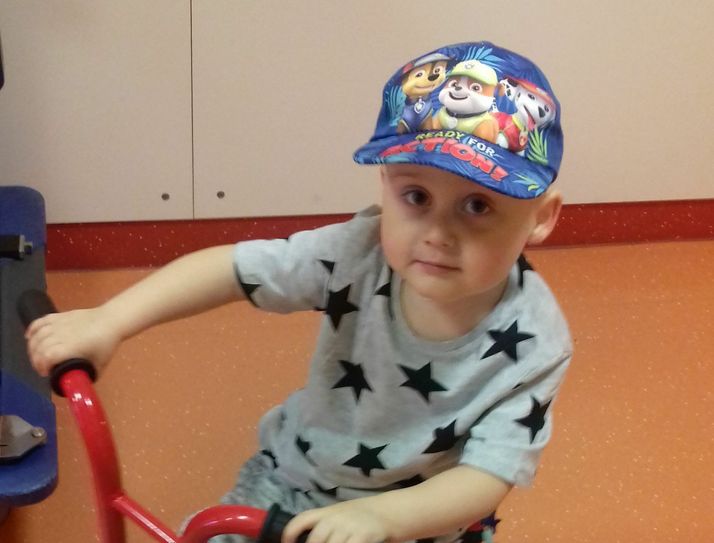 Der dreijährige Elias aus Kommern ist an Leukämie erkrankt. Foto: Privat/pp/Agentur ProfiPress