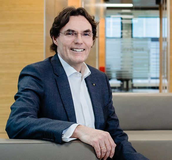 Einen wirtschaftlich wie sozial guten Gesellschaftsbericht konnte Norbert Laufs, vorstandsvorsitzender der Sparkasse Aachen, verlesen. Foto: Patrick Engel Photos