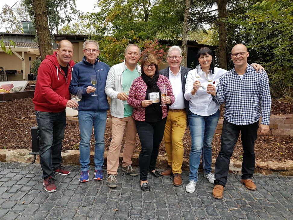 Das Pinnwand Team, das Trierer Stadtprinzenpaar 2019, Dirk Ziesenhenne vom Broadway Kino und Produzent Egon Altenhofen. Foto: FF