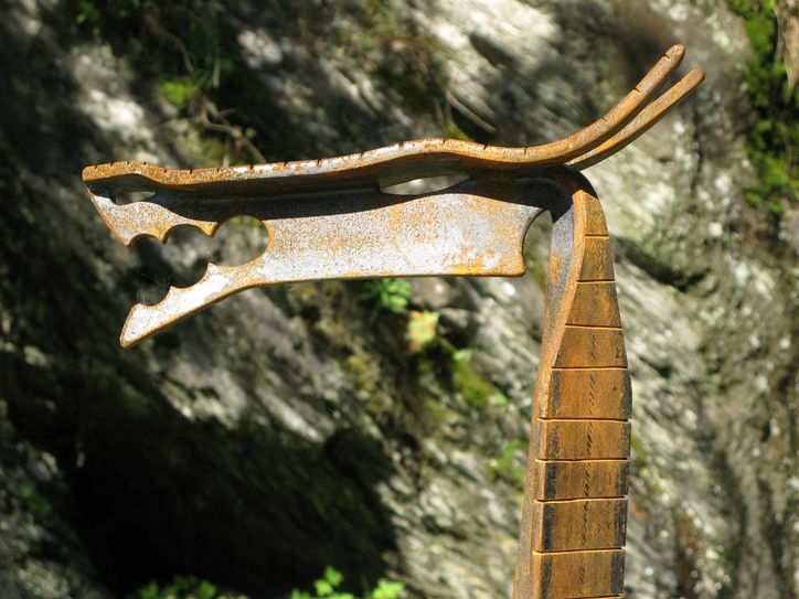 Für den Tatzelwurmwanderweg entwarf Nettlich verschiedene Elemente. Foto: privat