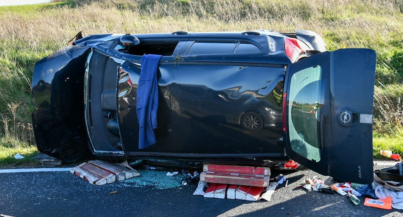 Zu einem Unfall kam es zwischen Wiesbaum und Flesten.