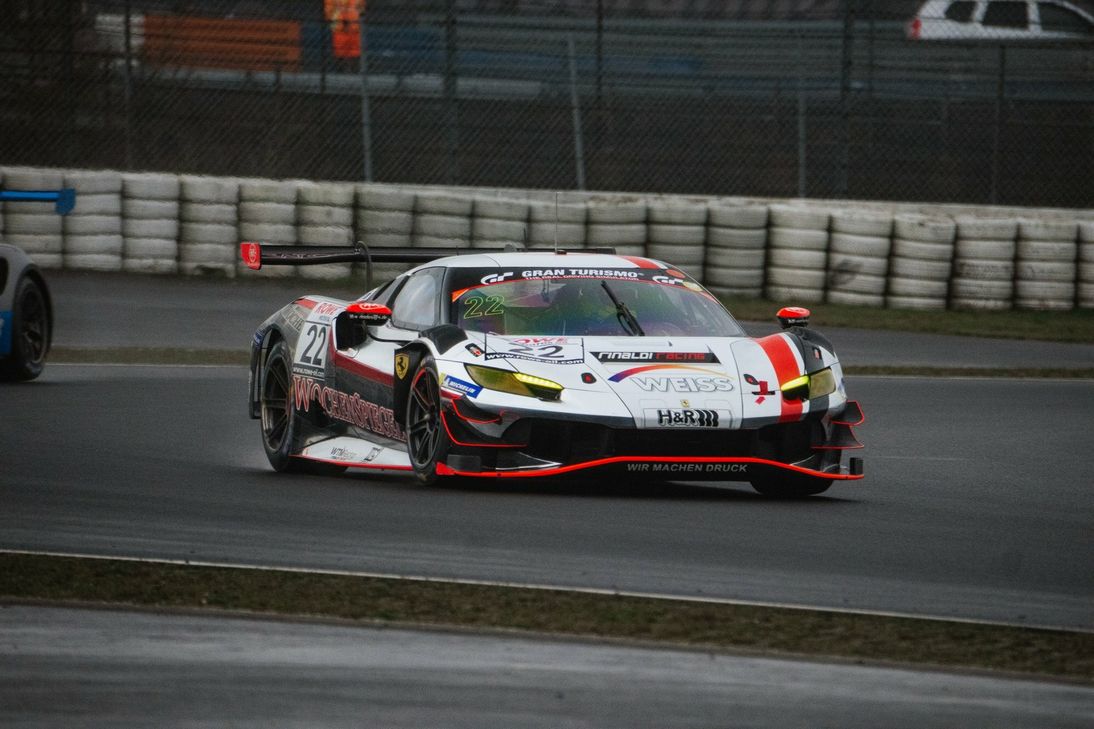 Nach gutem Rennverlauf wurde WTM Racing unverschuldet in eine Kollision verwickelt und schied aus.