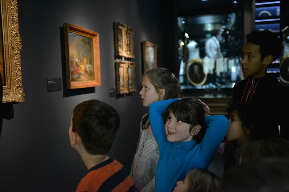 Die Kinder stimmen im Stadtmuseum über das Weihnachtsprogramm ab. Foto: Natalie Boden