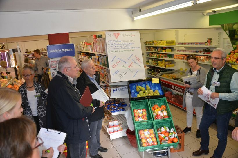 Mit ihrem »Nahkauf« werden die Rotter beim Wettbewerb »Unser Dorf hat Zukunft« gepunktet haben. Denn wohnortnahes Einkaufen ist ein wichtiges Merkmal für die Zukunftsfähigkeit der Eifeldörfer. Foto: T. Förster