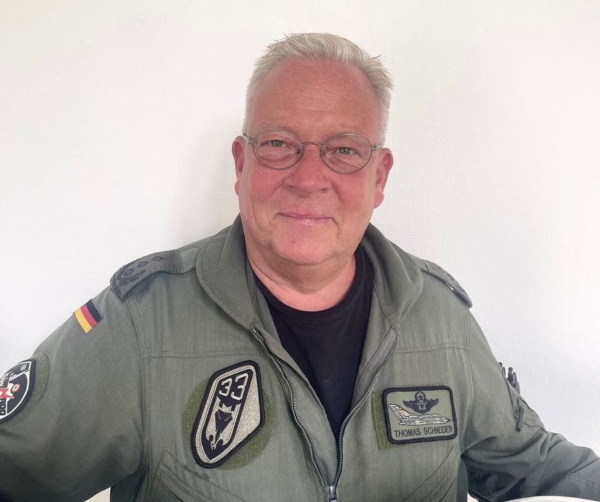 Wird am Mittwoch offiziell in Büchel verabschiedet: Oberst Thomas Schneider (57).