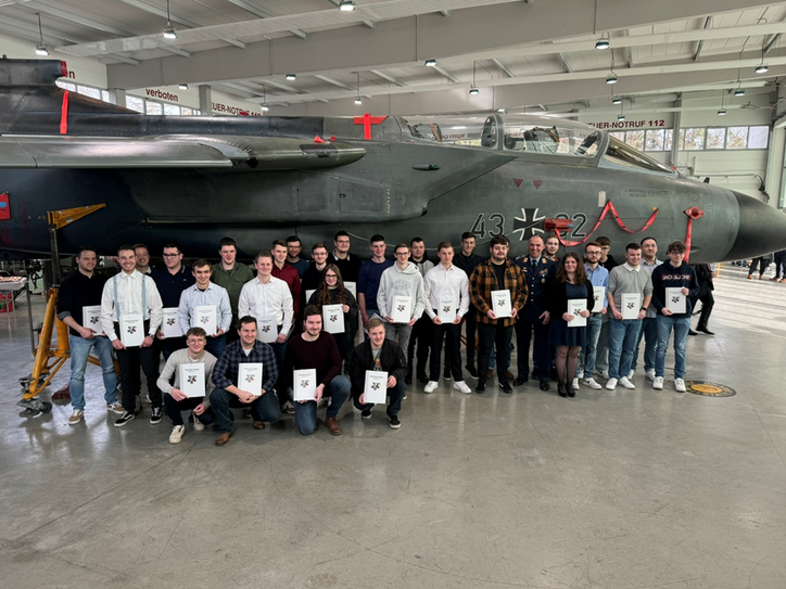 Auszubildende des Taktischen Luftwaffengeschwaders 33