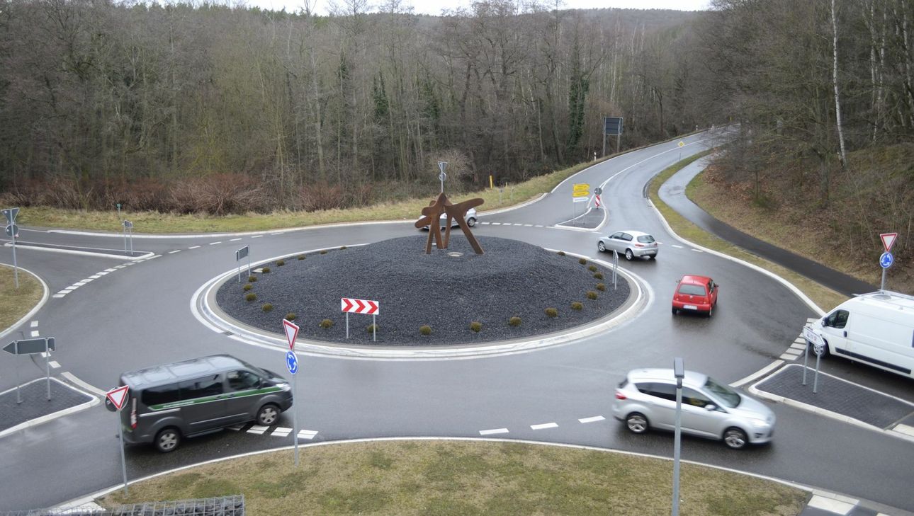 Die B 477 wird vom Kreisverkehr Mechernich bis zum Mühlenpark gesperrt.