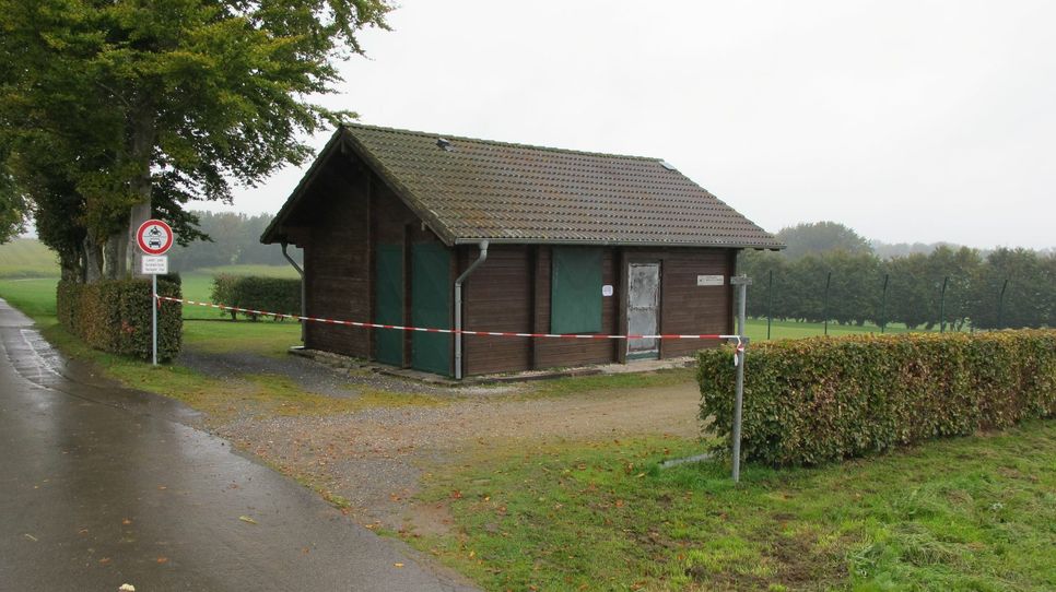 Der Verpächter hat das Gelände für die Modellfluggruppe gesperrt. Foto: privat