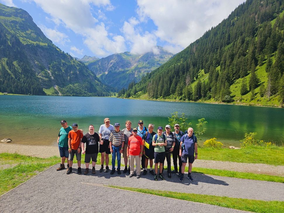 Die 13 Mitreisenden erlebten spannende Tage im Allgäu mit erlebnisreichen Ausflügen.