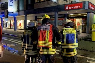 Einsatzbesprechung. Foto: FFW Adenau