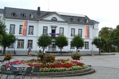 Die Stadtverwaltung Sinzig stellt vorsorglich Sandsäcke zur Verfügung. Archivfoto: Mager